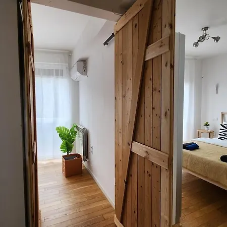 Apartament Calea Victoriei Gem Ultracentral Apartments-3 Properties-1 And 2 Bedrooms Bukareszt