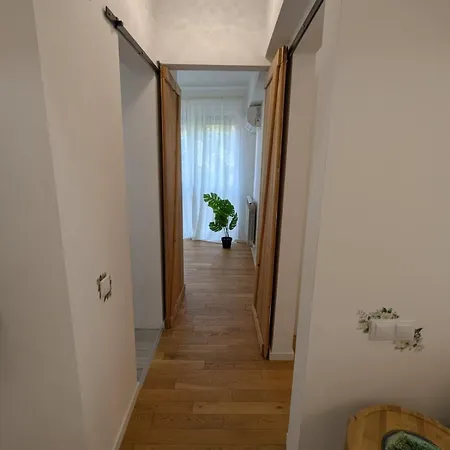 Apartament Calea Victoriei Gem Ultracentral Apartments-3 Properties-1 And 2 Bedrooms Bukareszt