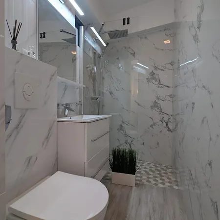 Calea Victoriei Gem Ultracentral Apartments-3 Properties-1 And 2 Bedrooms Apartamento *