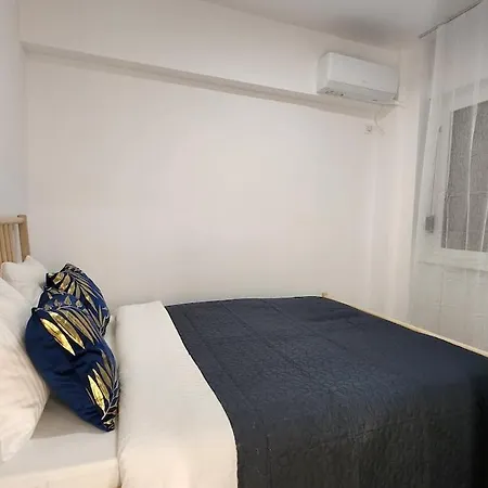Апартаменты Calea Victoriei Gem Ultracentral Apartments-3 Properties-1 And 2 Bedrooms