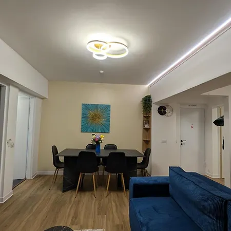 Calea Victoriei Gem Ultracentral Apartments-3 Properties-1 And 2 Bedrooms דירה בוקרשט