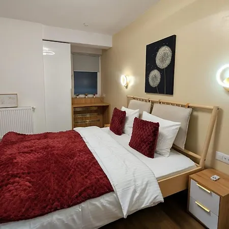 Daire Calea Victoriei Gem Ultracentral Apartments-3 Properties-1 And 2 Bedrooms