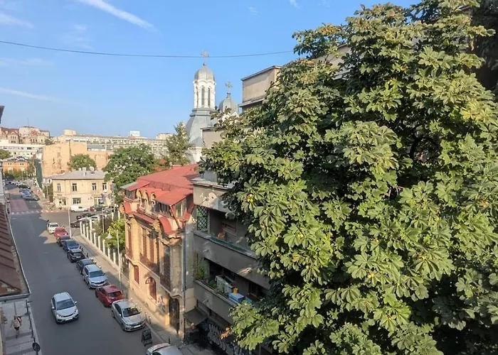 Апартаменти Calea Victoriei Gem Ultracentral Apartments-3 Properties-1 And 2 Bedrooms