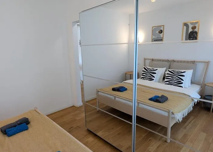 Apartament Calea Victoriei Gem Ultracentral Apartments-3 Properties-1&2 Bedrooms *