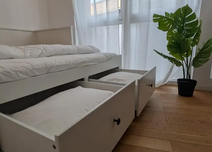 Апартаменти Calea Victoriei Gem Ultracentral Apartments-3 Properties-1 And 2 Bedrooms