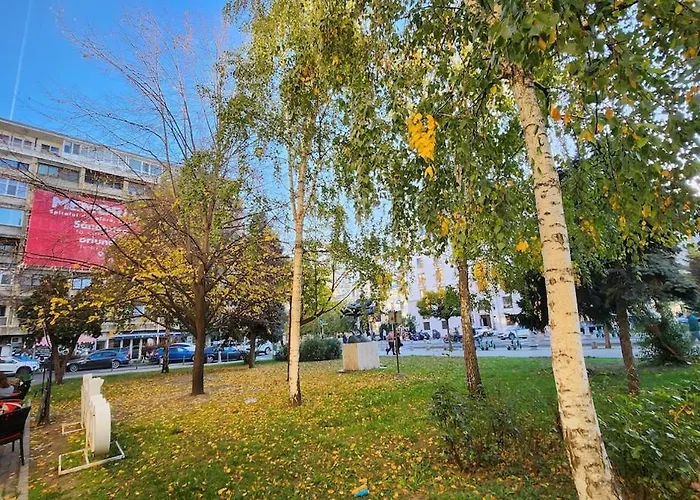 Апартаменти Calea Victoriei Gem Ultracentral Apartments-3 Properties-1 And 2 Bedrooms Бухарест