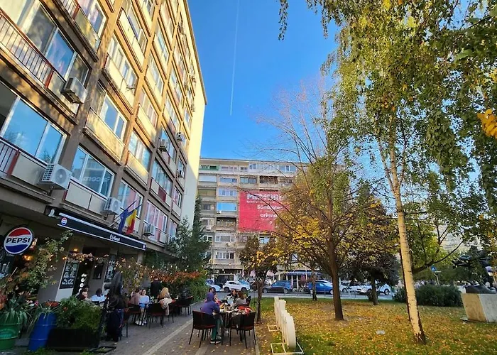 Апартаменти Calea Victoriei Gem Ultracentral Apartments-3 Properties-1 And 2 Bedrooms Бухарест