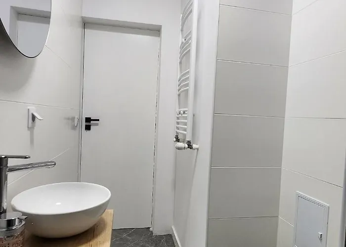 דירה Calea Victoriei Gem Ultracentral Apartments-3 Properties-1 And 2 Bedrooms בוקרשט