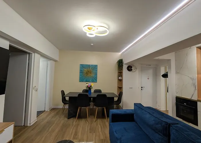 Calea Victoriei Gem Ultracentral Apartments-3 Properties-1 And 2 Bedrooms דירה בוקרשט