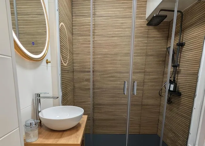 Calea Victoriei Gem Ultracentral Apartments-3 Properties-1 And 2 Bedrooms דירה בוקרשט