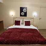 Calea Victoriei Gem Ultracentral Apartments-3 Properties-1 And 2 Bedrooms Lägenhet
