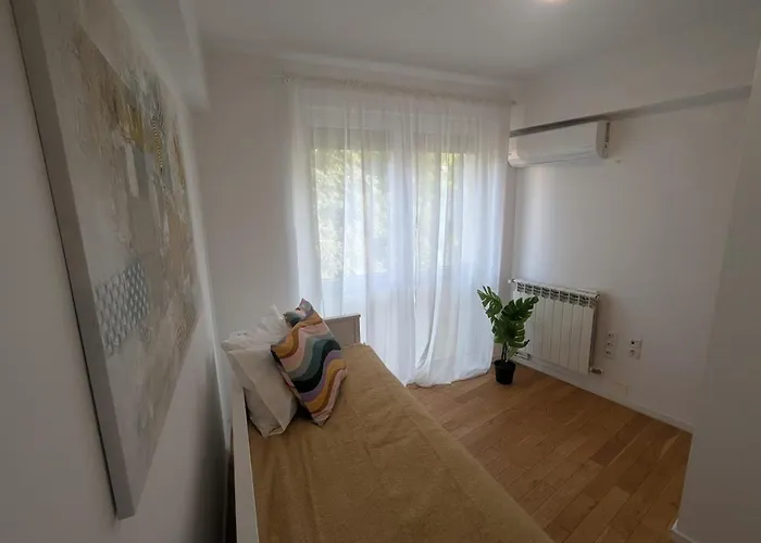 Calea Victoriei Gem Ultracentral Apartments-3 Properties-1 And 2 Bedrooms