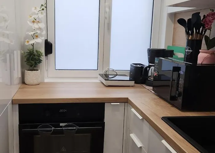 Calea Victoriei Gem Ultracentral Apartments-3 Properties-1 And 2 Bedrooms شقة *