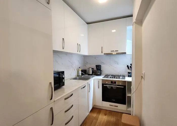 Apartment Calea Victoriei Gem Ultracentral Apartments-3 Properties-1&2 Bedrooms Bukarest